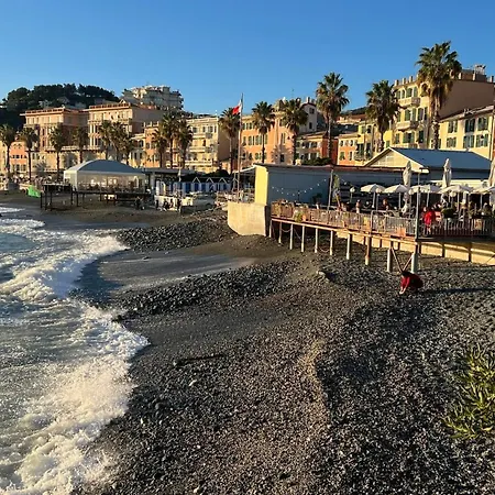 La Casa Di Edo - Sea View Near Beach, Ac & Private Parking
